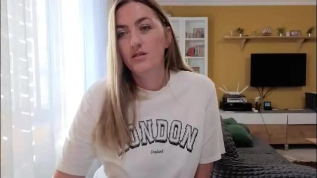 Thumbnail 1, ella_max_live's Stream at Chaturbate, 4 months ago