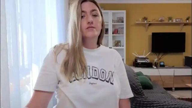 Image 11 of ella_max_live Stream on Chaturbate on 4 months ago