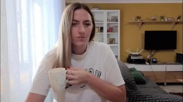 Image 4 of ella_max_live Stream on Chaturbate on 4 months ago