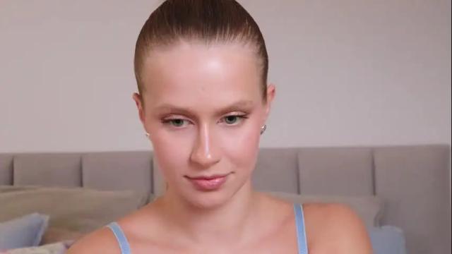 Image 7 of ella_twinkle Stream on Chaturbate on 1 month ago
