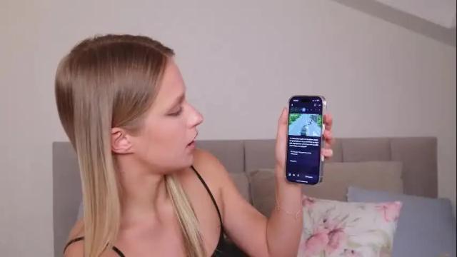 Image 2 of ella_twinkle Stream on Chaturbate on 1 month ago