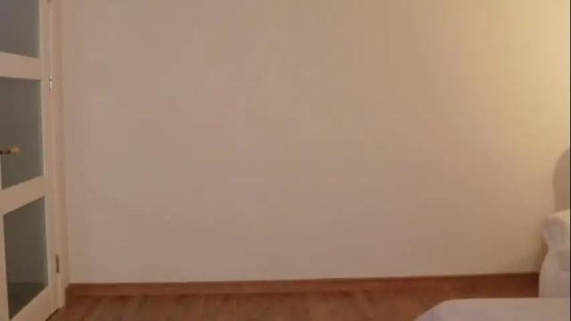 Image 11 of ella_twinkle Stream on Chaturbate on 3 months ago