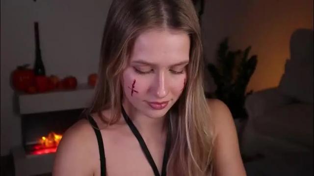 Image 3 of ella_twinkle Stream on Chaturbate on 7 days ago