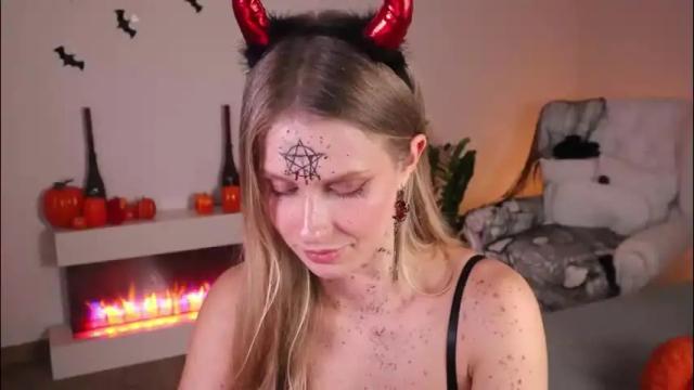 Image 2 of ella_twinkle Stream on Chaturbate on 15 hours ago