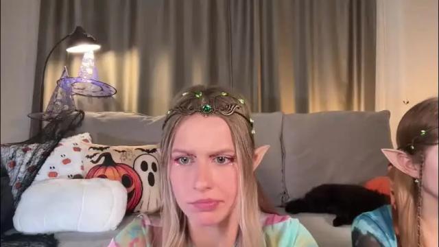 Image 2 of ella_twinkle Stream on Chaturbate on 2 months ago