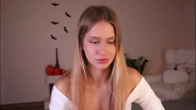 Thumbnail 1, ella_twinkle's Stream at Chaturbate, 2 months ago