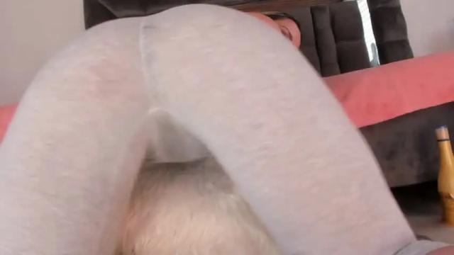 Image 11 of ellaa_01 Stream on Chaturbate on 14 months ago