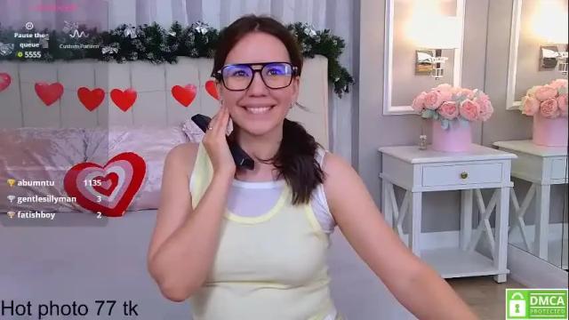 Image 12 of ellaander Stream on Chaturbate on 2 days ago