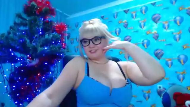 Image 10 of ellabella36dd Stream on Chaturbate on 16 months ago