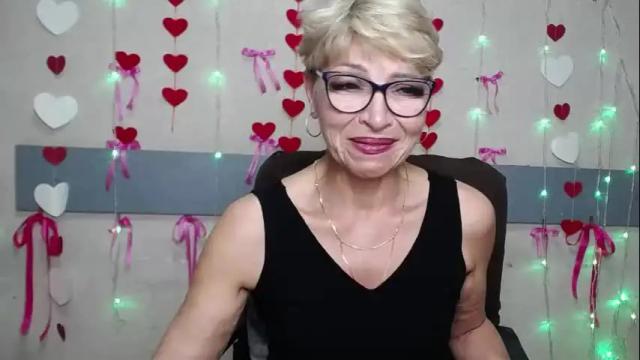 Image 8 of ellabonito Stream on Chaturbate on 4 months ago