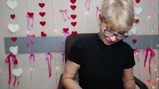 Image 12 of ellabonito Stream on Chaturbate on 4 months ago