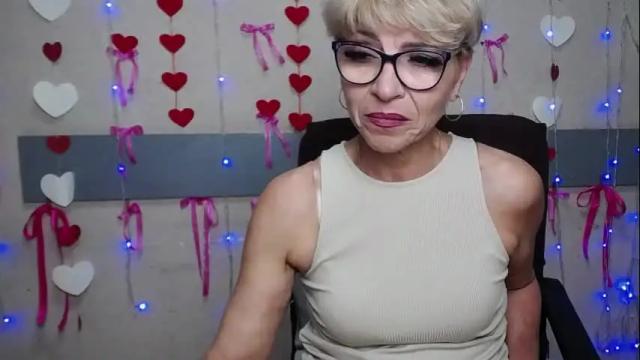 Image 7 of ellabonito Stream on Chaturbate on 4 months ago