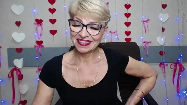 Image 6 of ellabonito Stream on Chaturbate on 3 months ago