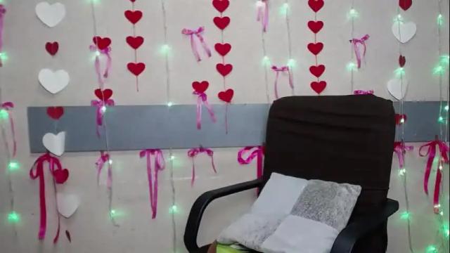 Image 4 of ellabonito Stream on Chaturbate on 3 months ago