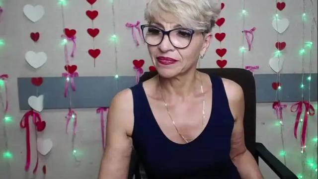 Image 12 of ellabonito Stream on Chaturbate on 3 months ago