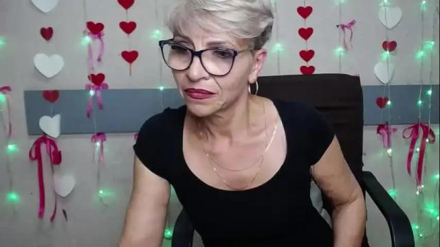 Image 10 of ellabonito Stream on Chaturbate on 3 months ago