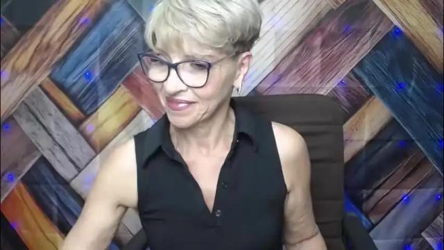 Image 8 of ellabonito Stream on Chaturbate on 2 months ago