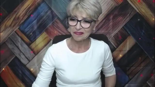 Image 4 of ellabonito Stream on Chaturbate on 1 month ago