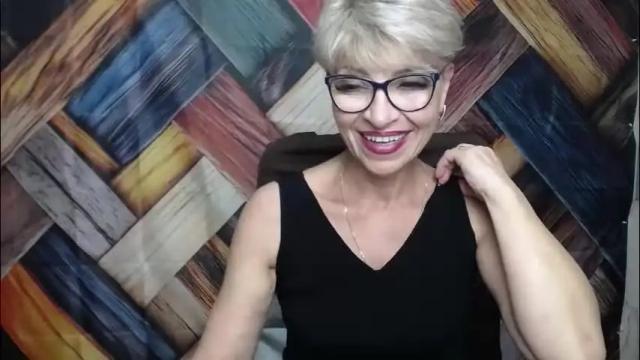 Image 11 of ellabonito Stream on Chaturbate on 29 days ago