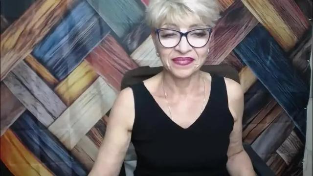 Image 4 of ellabonito Stream on Chaturbate on 29 days ago