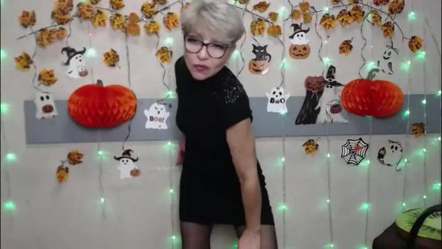Image 11 of ellabonito Stream on Chaturbate on 5 days ago