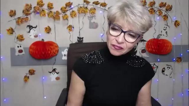 Image 2 of ellabonito Stream on Chaturbate on 5 days ago