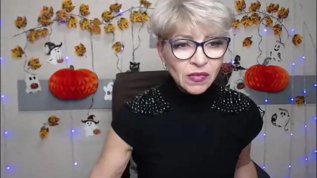 Image 3 of ellabonito Stream on Chaturbate on 5 days ago