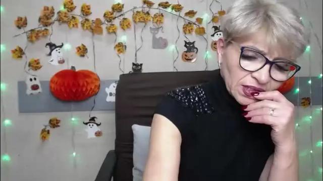 Image 4 of ellabonito Stream on Chaturbate on 5 days ago