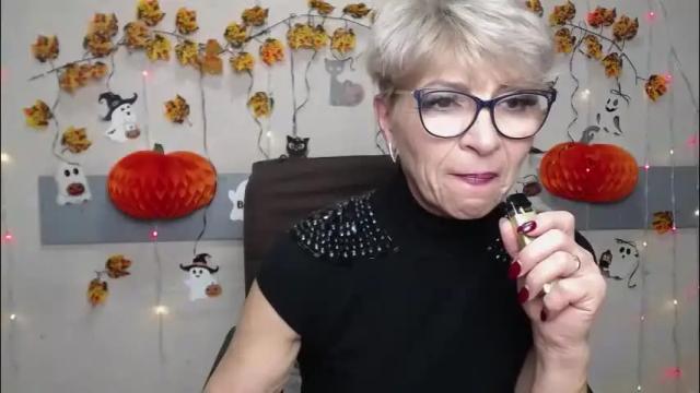 Image 6 of ellabonito Stream on Chaturbate on 5 days ago
