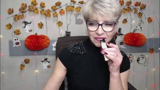 Image 8 of ellabonito Stream on Chaturbate on 5 days ago