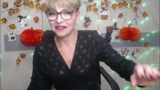 Image 3 of ellabonito Stream on Chaturbate on 1 day ago