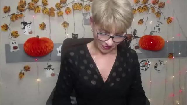 Image 7 of ellabonito Stream on Chaturbate on 1 day ago