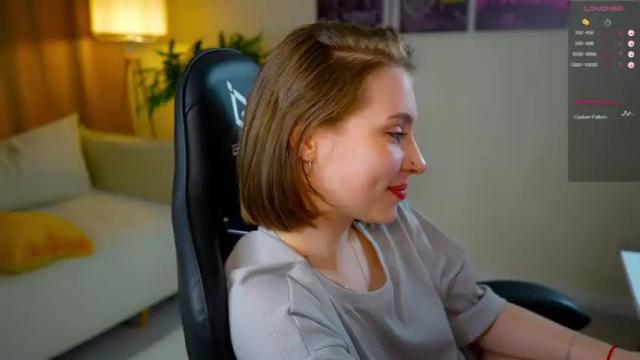 Image 10 of ellabrighten Stream on Chaturbate on 14 months ago