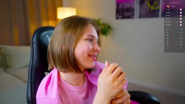 Image 6 of ellabrighten Stream on Chaturbate on 14 months ago