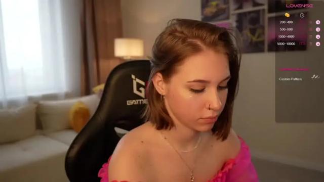 Image 12 of ellabrighten Stream on Chaturbate on 14 months ago