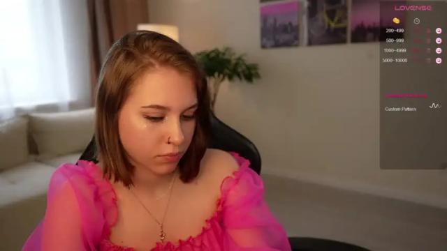 Image 3 of ellabrighten Stream on Chaturbate on 14 months ago