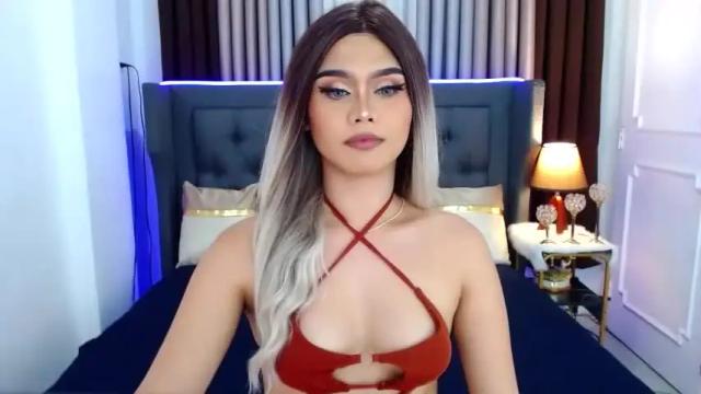 Image 10 of ellahart15 Stream on Chaturbate on 15 months ago
