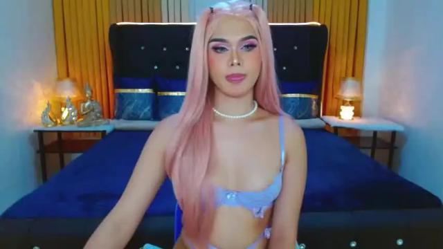 Image 11 of ellahart15 Stream on Chaturbate on 15 months ago