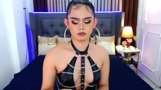 Thumbnail 1, ellahart15's Stream at Chaturbate, 15 months ago
