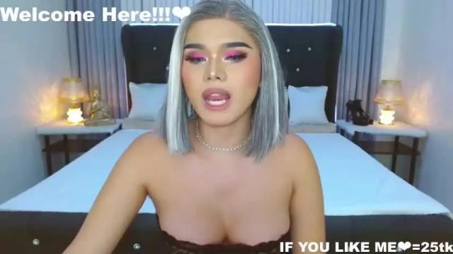 Image 12 of ellahart15 Stream on Chaturbate on 13 months ago