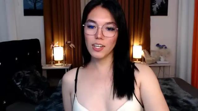 Thumbnail 2, ellahollywood1818's Stream at Chaturbate, 14 months ago