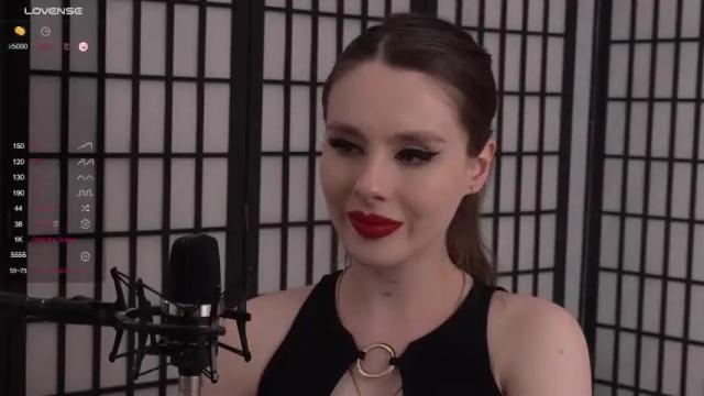 Image 4 of ellakind Stream on Chaturbate on 16 months ago