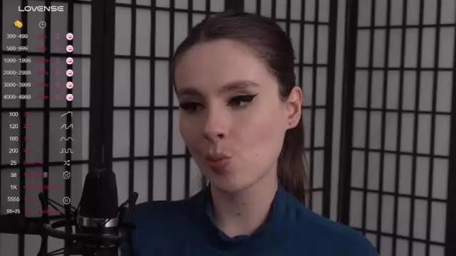 Image 7 of ellakind Stream on Chaturbate on 15 months ago