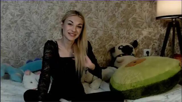 Image 7 of ellamilla Stream on Chaturbate on 2 months ago