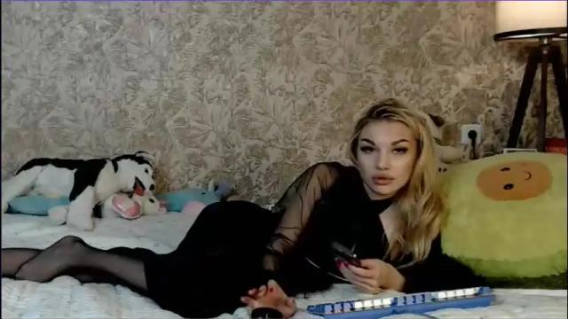 Image 2 of ellamilla Stream on Chaturbate on 1 month ago