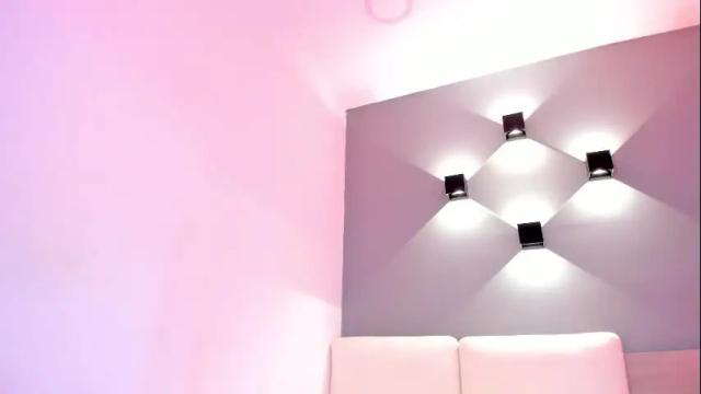 Image 4 of ellamontoya Stream on Chaturbate on 16 days ago