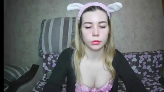 Image 4 of ellanuar Stream on Chaturbate on 24 days ago