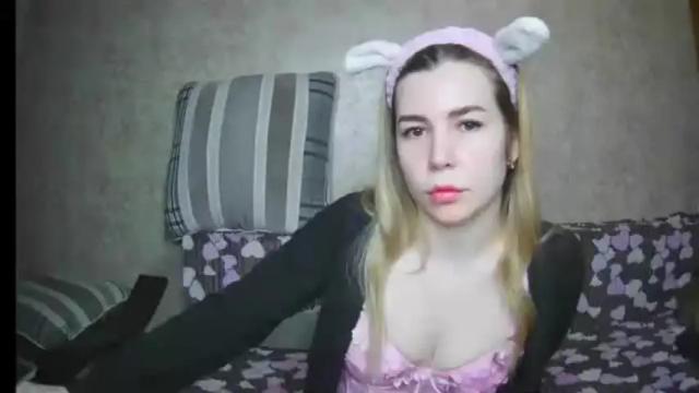 Image 8 of ellanuar Stream on Chaturbate on 24 days ago