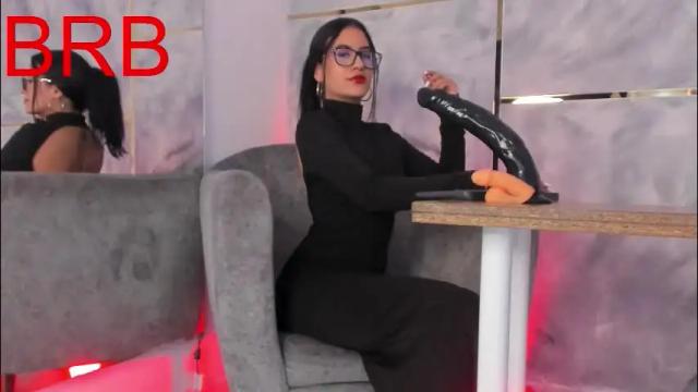 Image 8 of ellaochoa Stream on Chaturbate on 1 month ago