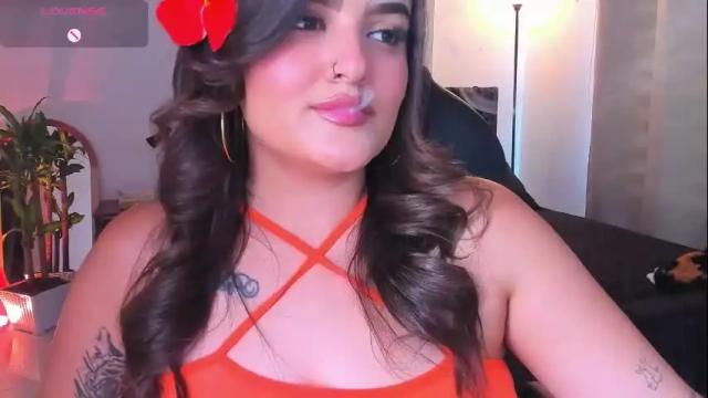 Image 3 of ellarosee_ Stream on Chaturbate on 12 days ago
